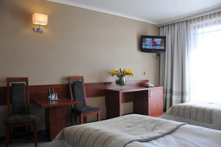 Hotel Badura Wadowice Quarto foto